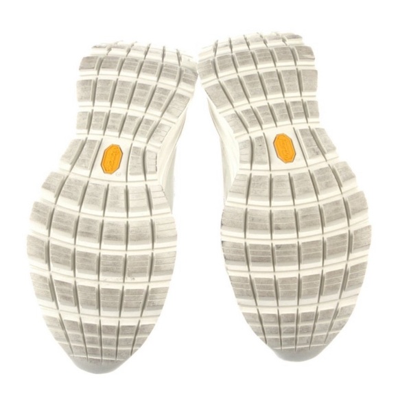 Moncler Cream and Pink Platform Sneaker - Picture 2 of 3